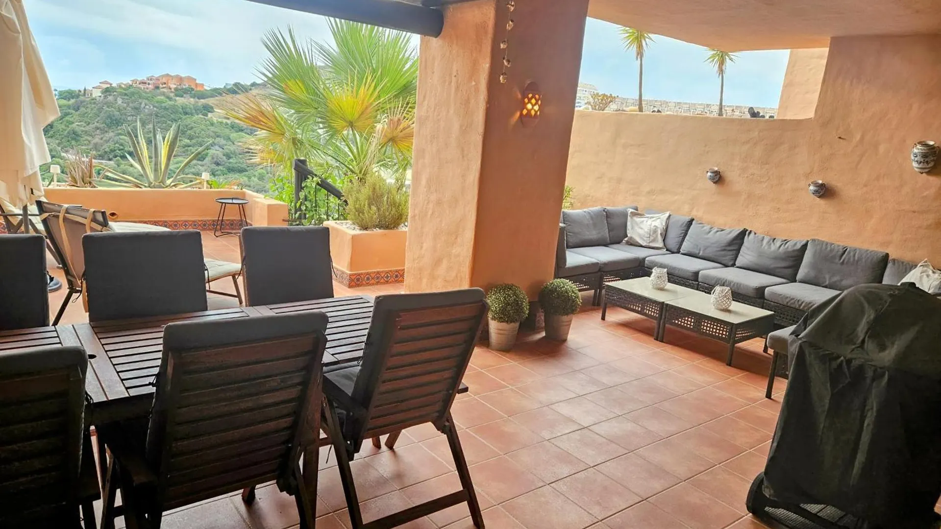 2 Bed La Duquesa With Stunning Sea And Pool Views Apartment Manilva